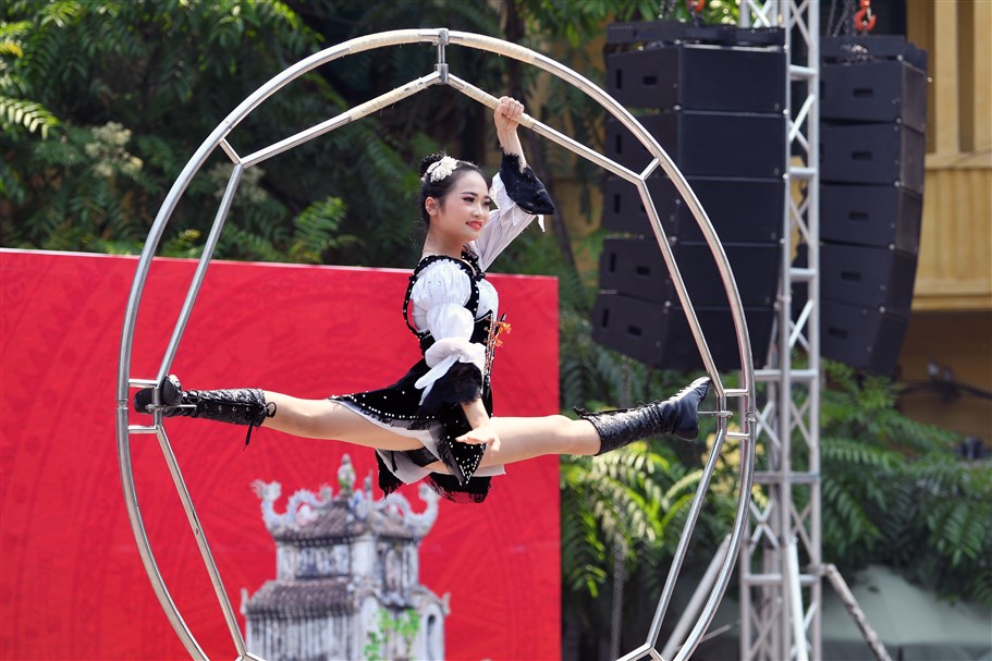 Kỷ[-]niệm[-]“20[-]năm[-]Thành[-]phố[-]Vì[-]hòa[-]bình”,[-]Sun[-]World[-]đưa[-]Carnival[-]sôi[-]động[-]về[-]Hà[-]Nội